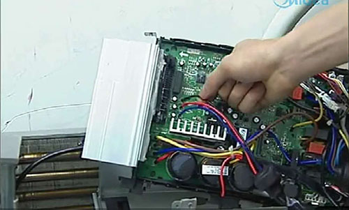 赤峰市美的空调电话是多少